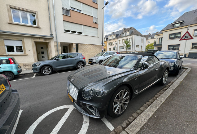 Bentley Continental GTC V8 2020