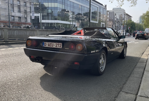 Ferrari Mondial 3.2 Cabriolet