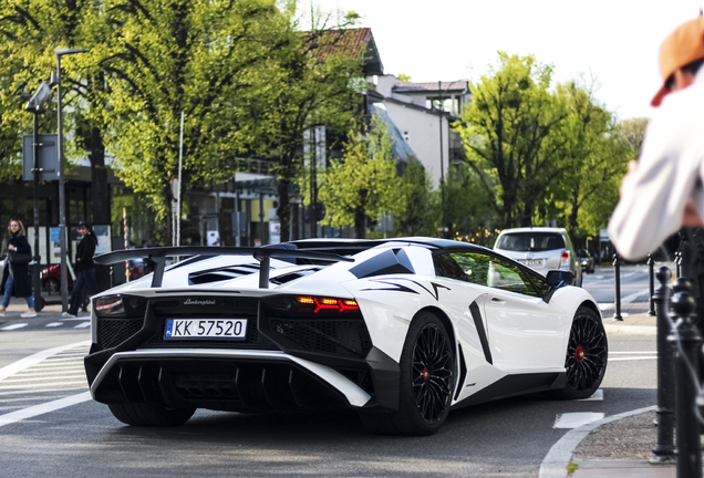 Lamborghini Aventador LP750-4 SuperVeloce Roadster