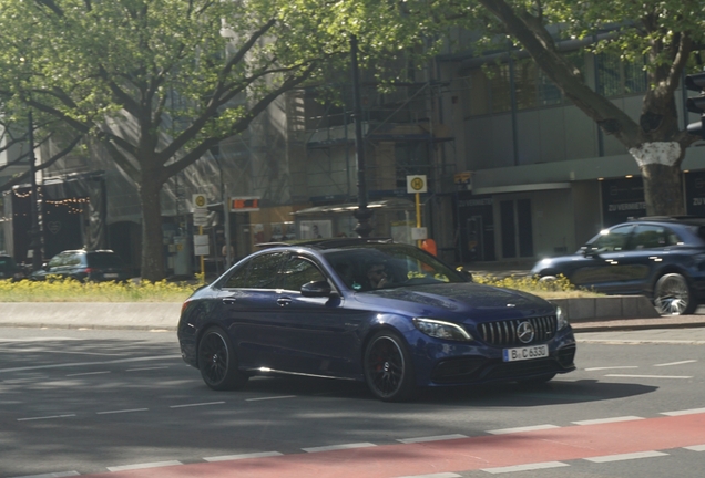 Mercedes-AMG C 63 S W205 2018