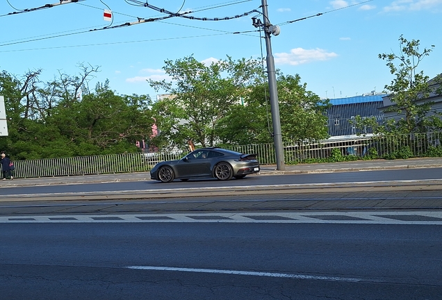 Porsche 992 Carrera 4S