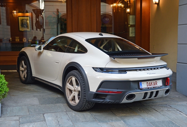 Porsche 992 Dakar