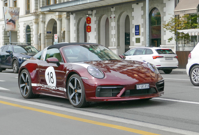 Porsche 992 Targa 4S Heritage Design Edition