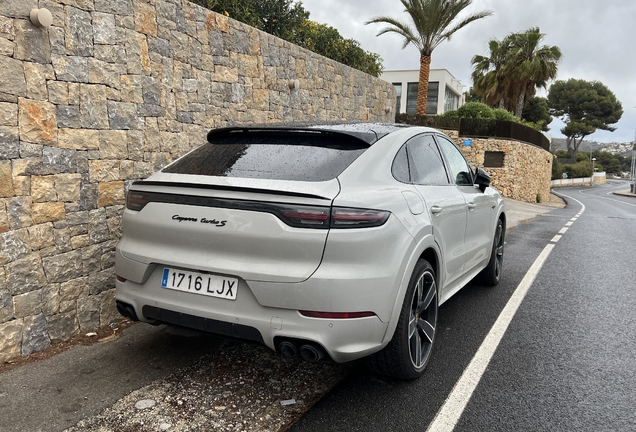 Porsche Cayenne Coupé Turbo S E-Hybrid