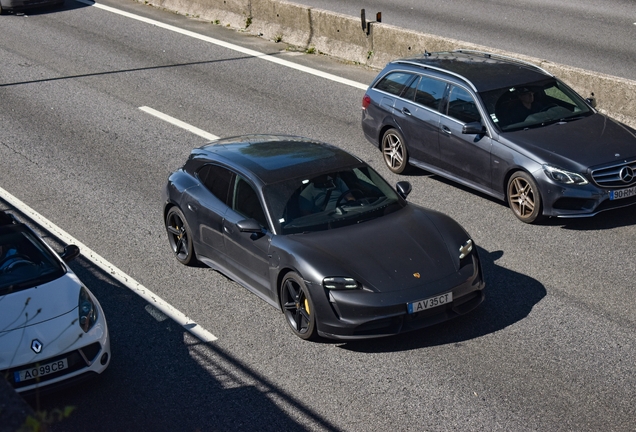 Porsche Taycan Turbo S Sport Turismo