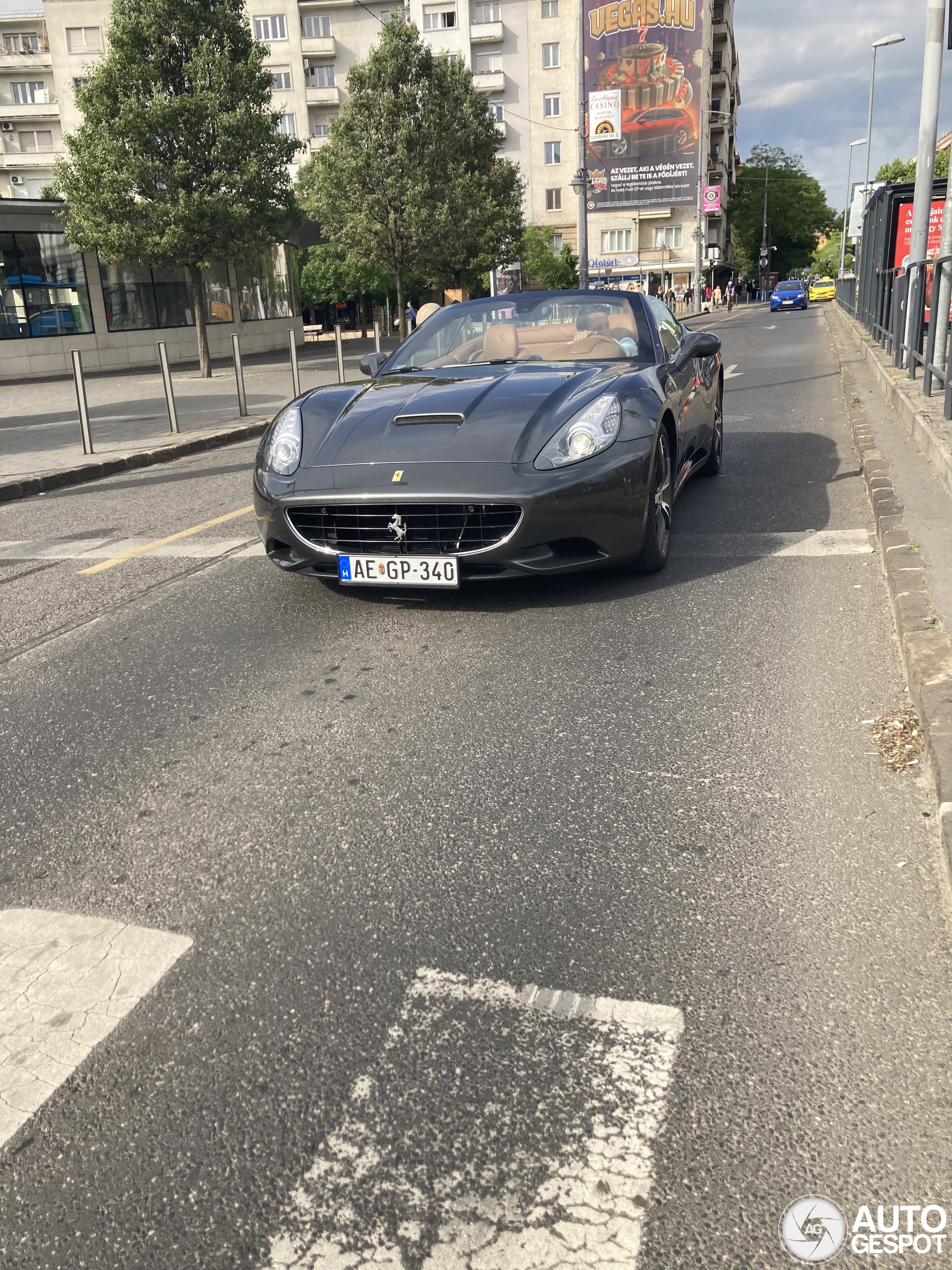 Ferrari California