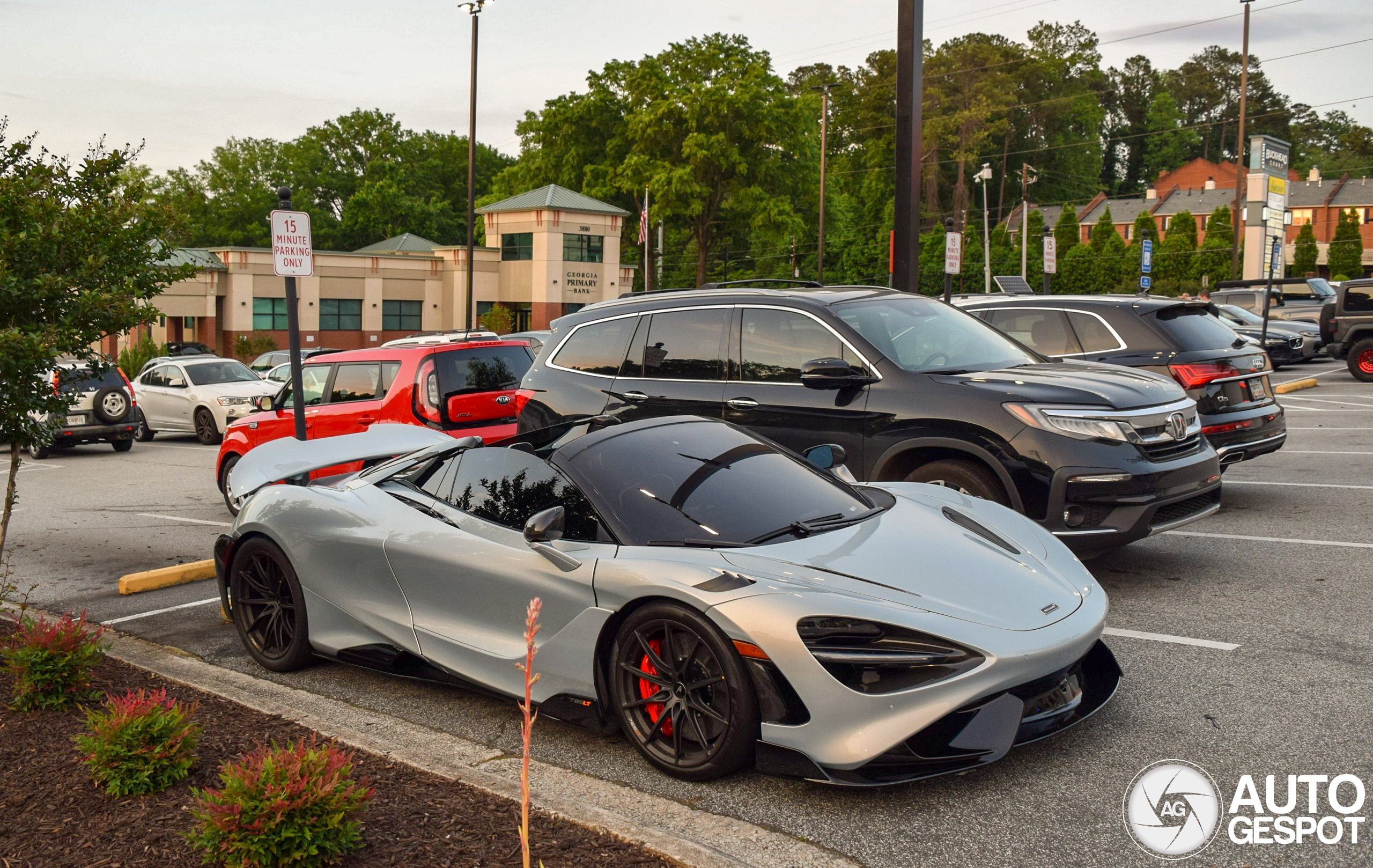 McLaren 765LT Spider