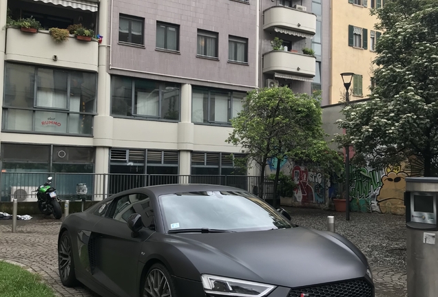 Audi R8 V10 2015