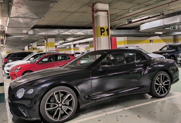 Bentley Continental GTC 2019