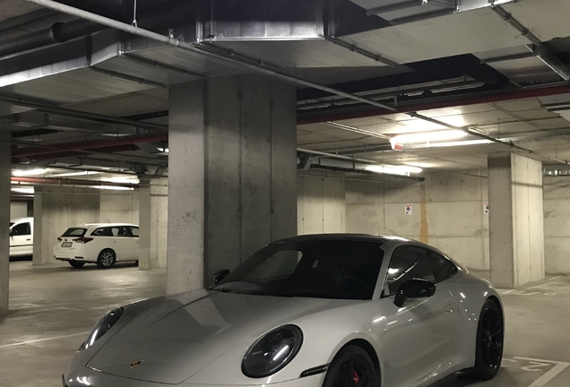 Porsche 992 Carrera GTS