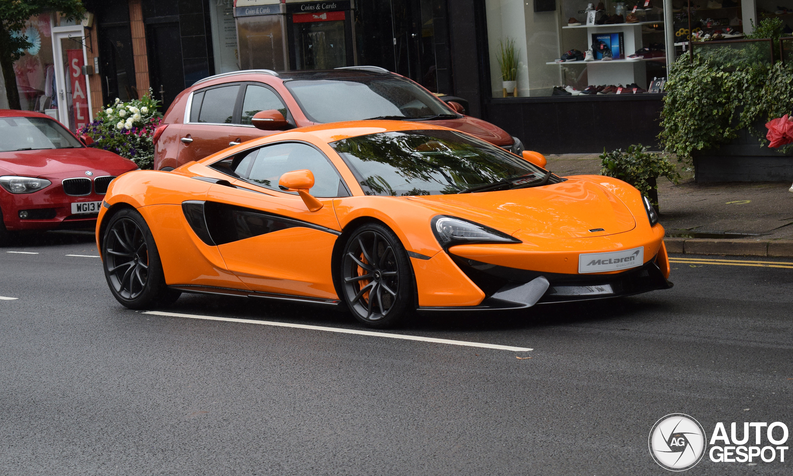 McLaren 570S