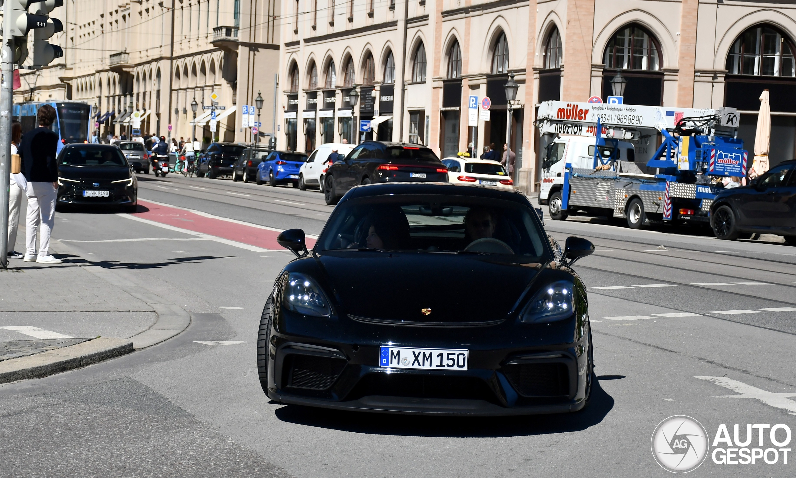 Porsche 718 Cayman GT4