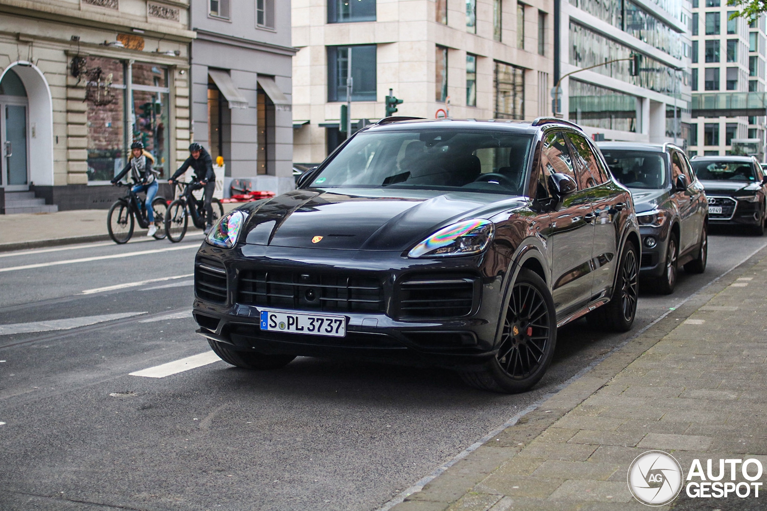 Porsche 9YA Cayenne GTS