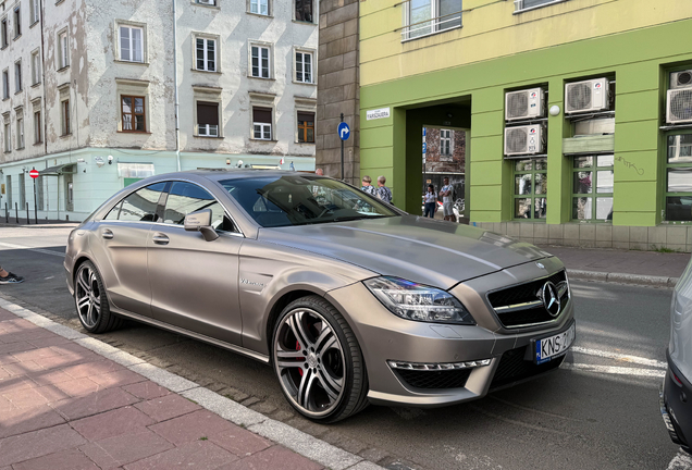 Mercedes-Benz CLS 63 AMG S C218