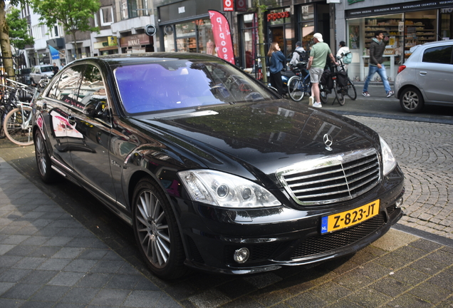 Mercedes-Benz S 63 AMG W221