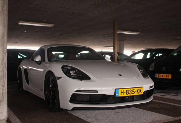 Porsche 718 Cayman GTS