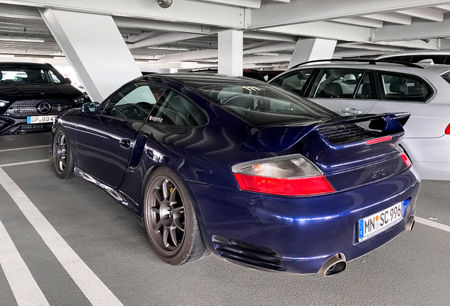 Porsche 996 GT2