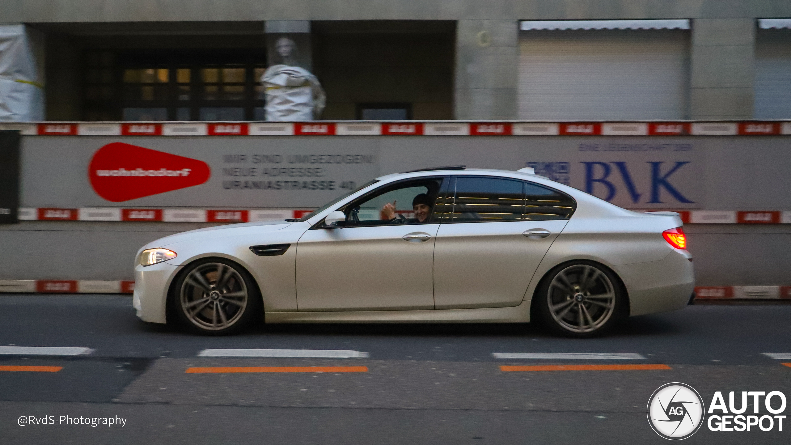 BMW M5 F10 2011