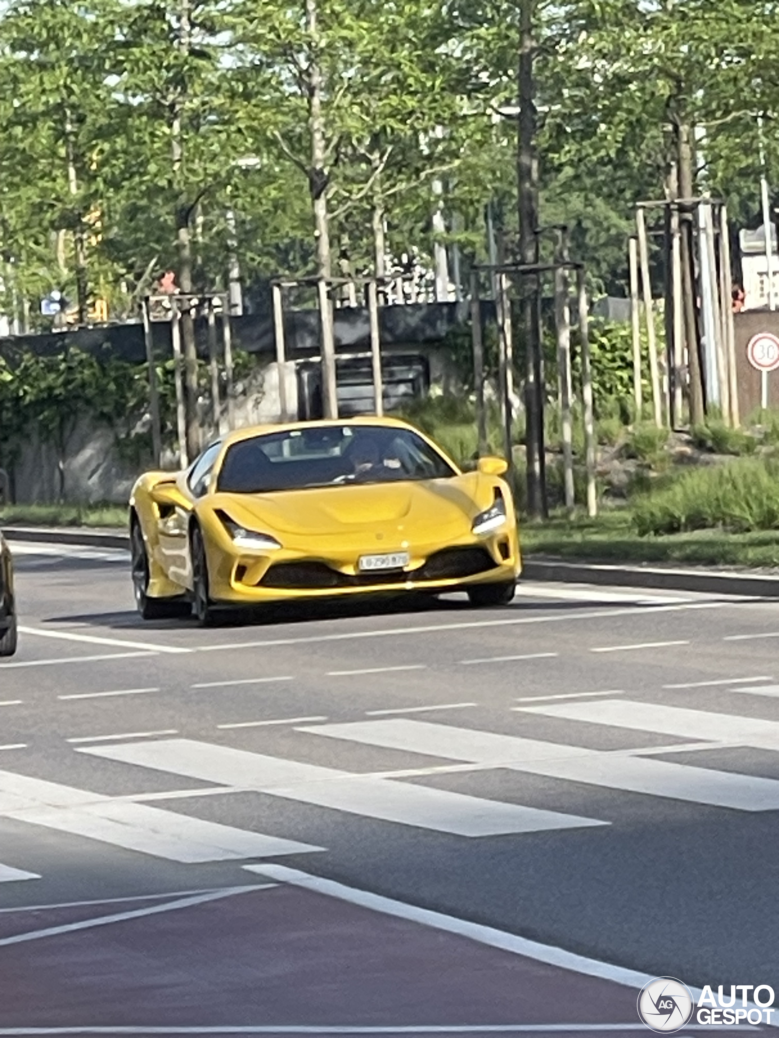 Ferrari F8 Spider