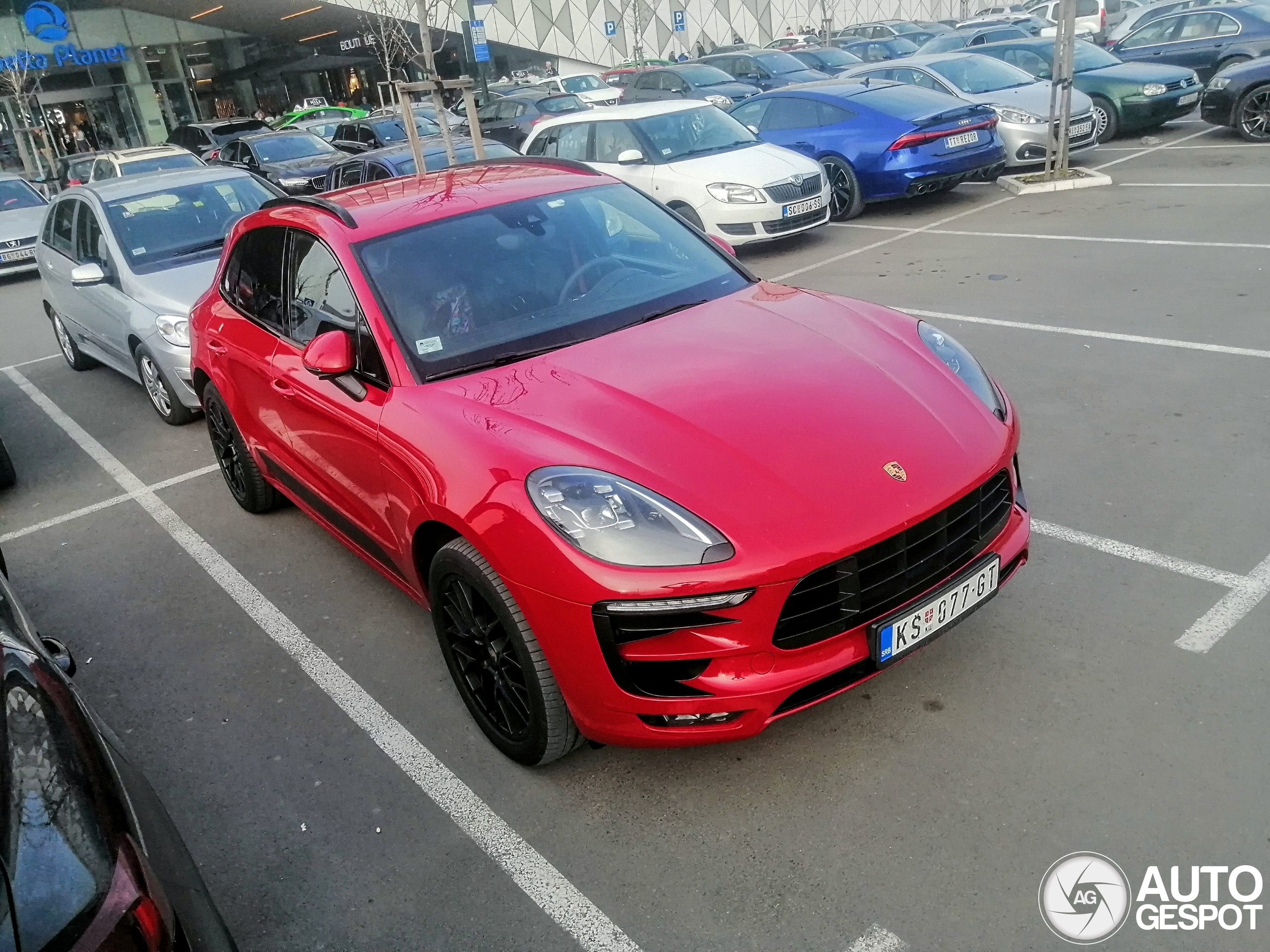 Porsche 95B Macan GTS