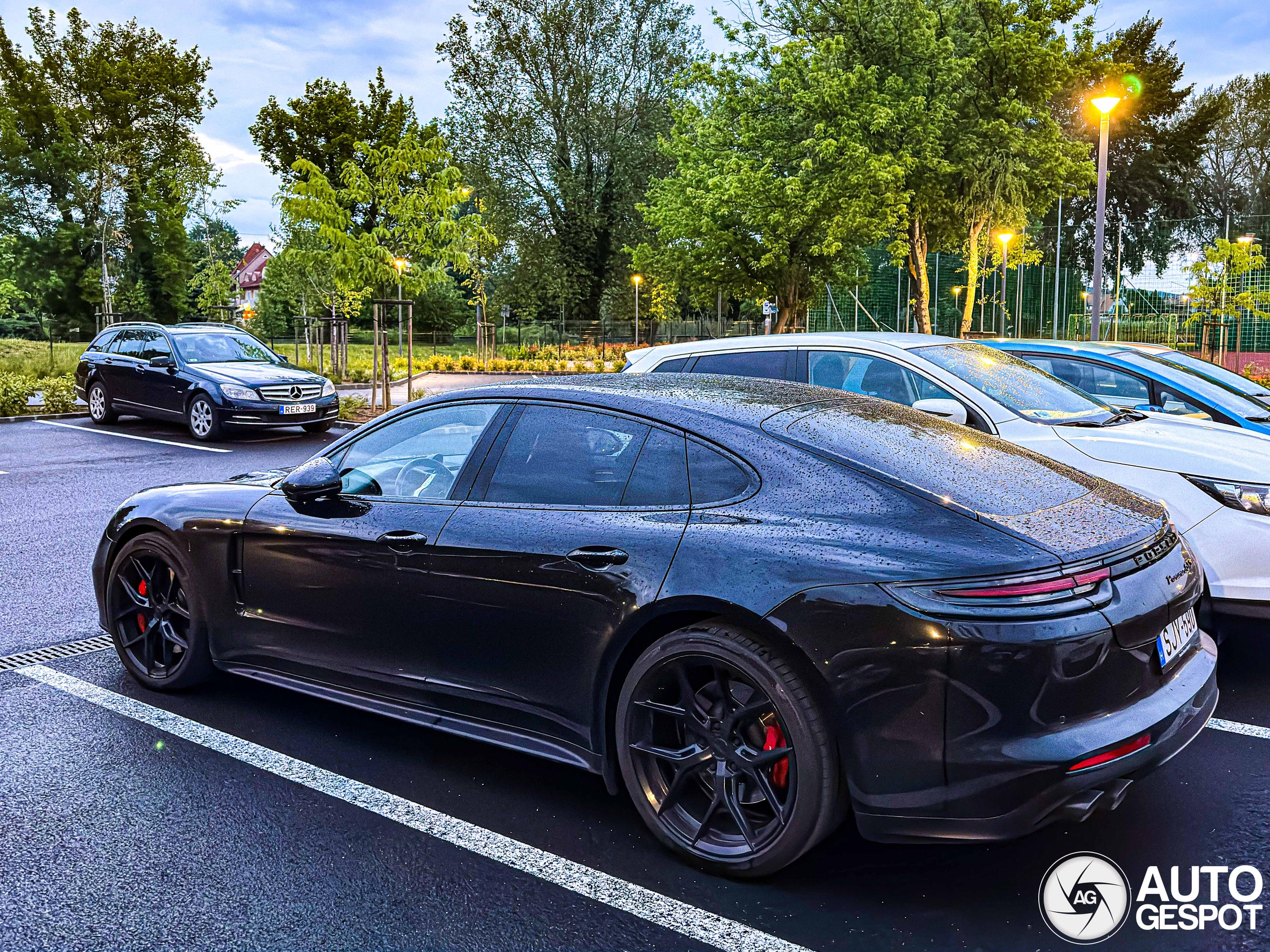 Porsche 971 Panamera GTS MkI