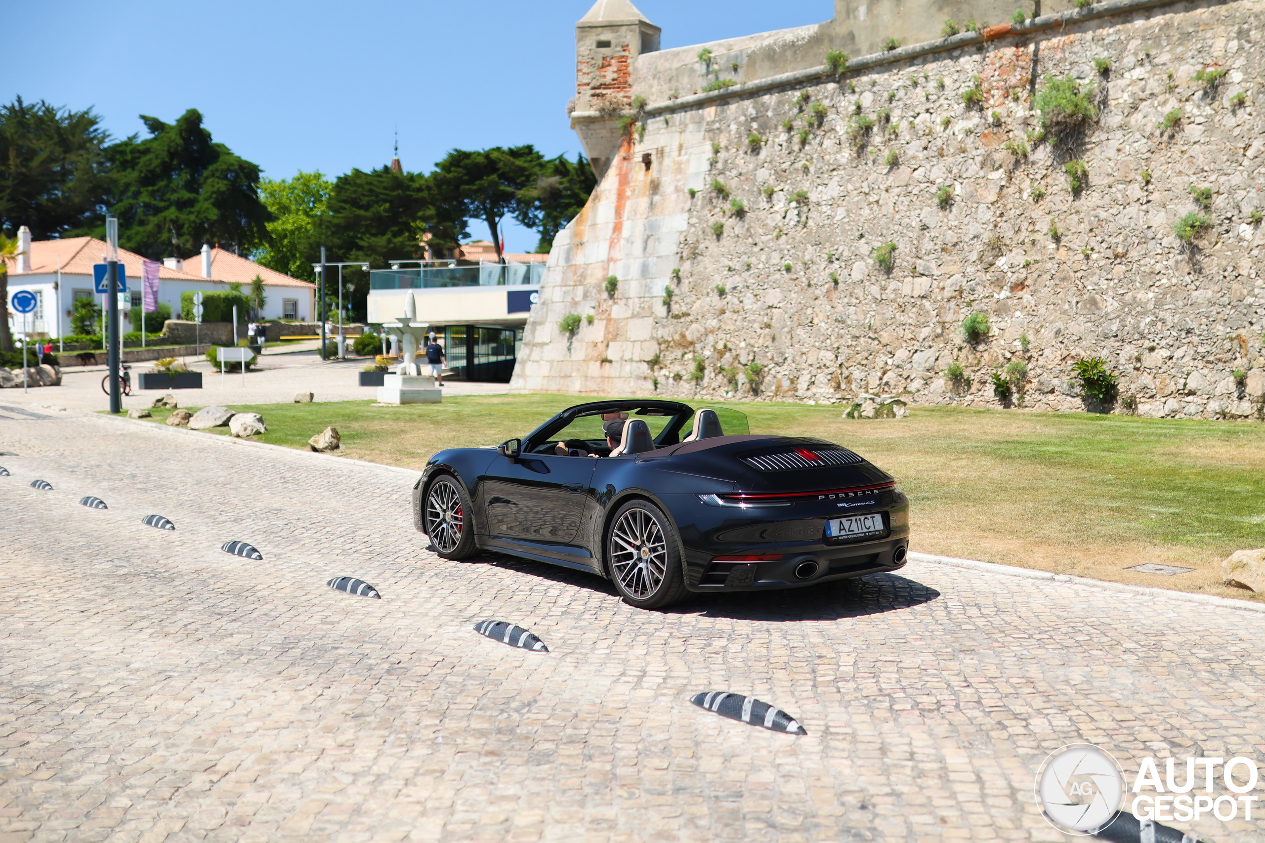 Porsche 992 Carrera 4S Cabriolet