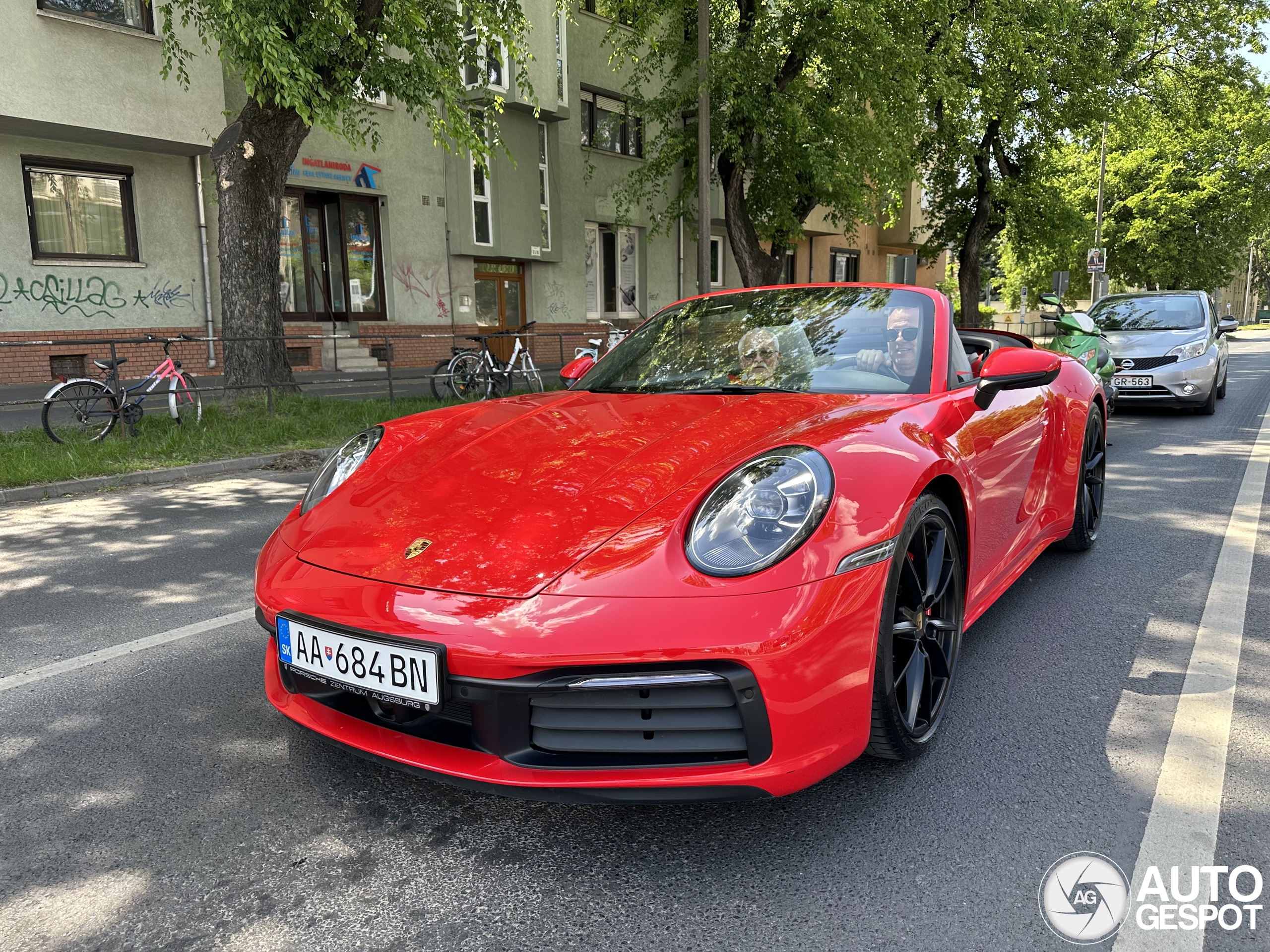 Porsche 992 Carrera 4S Cabriolet