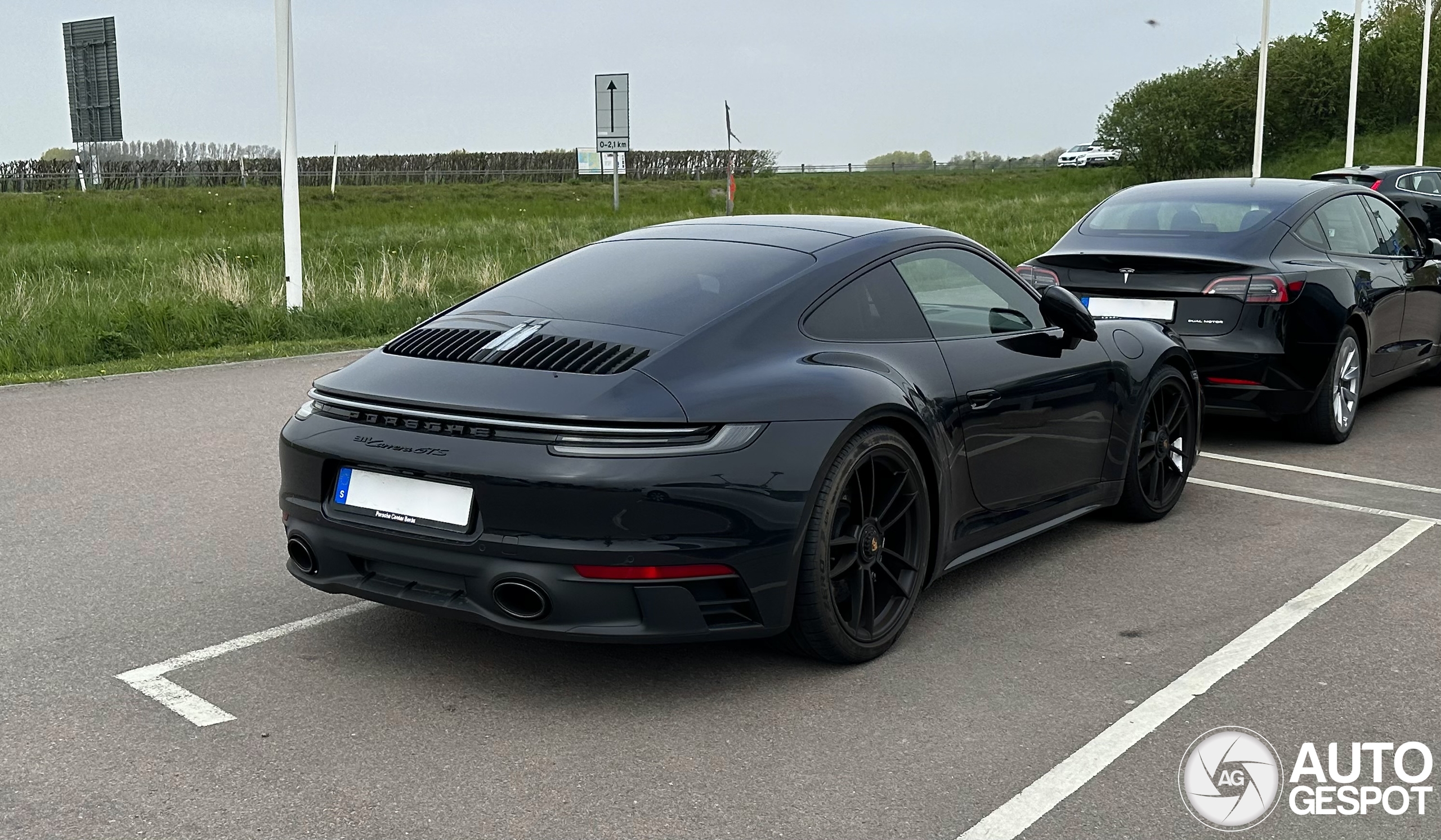 Porsche 992 Carrera GTS