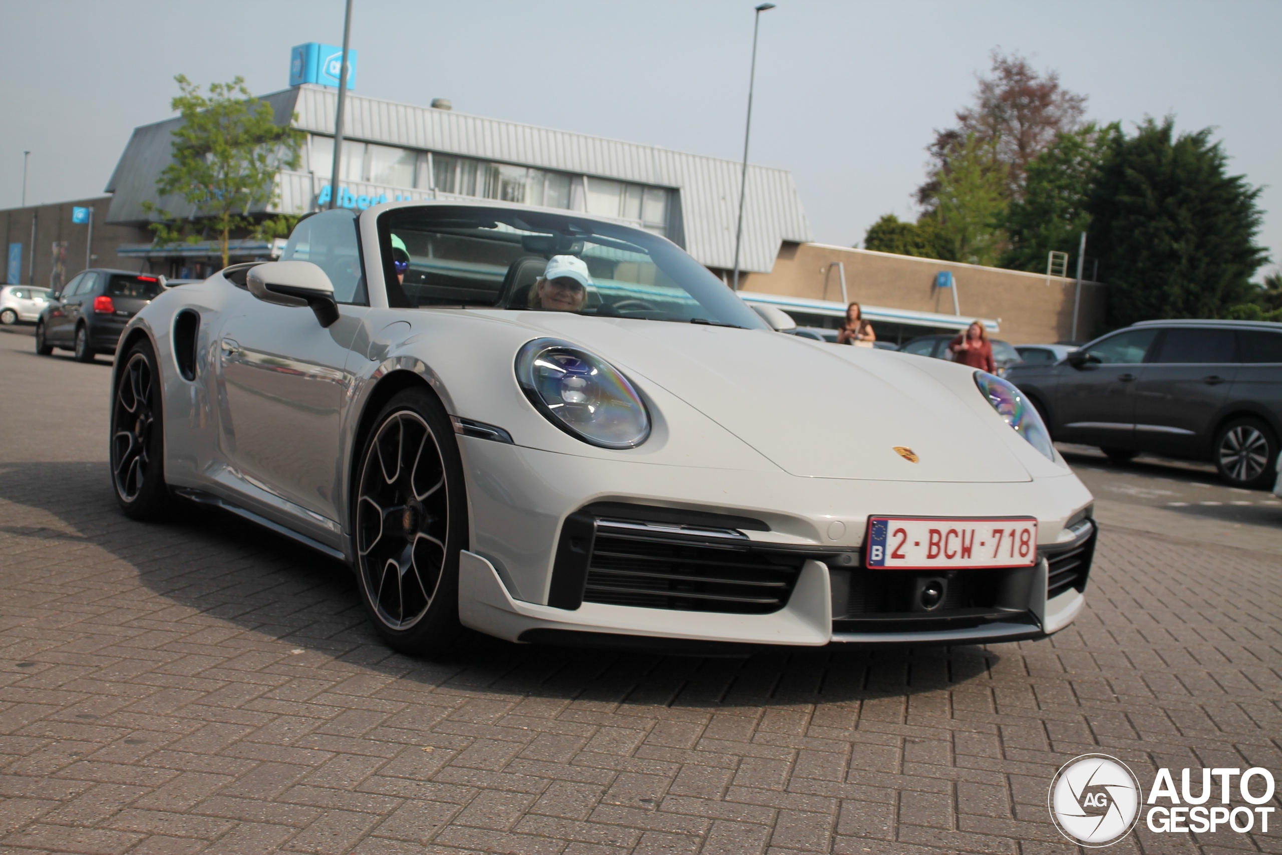 Porsche 992 Turbo Cabriolet