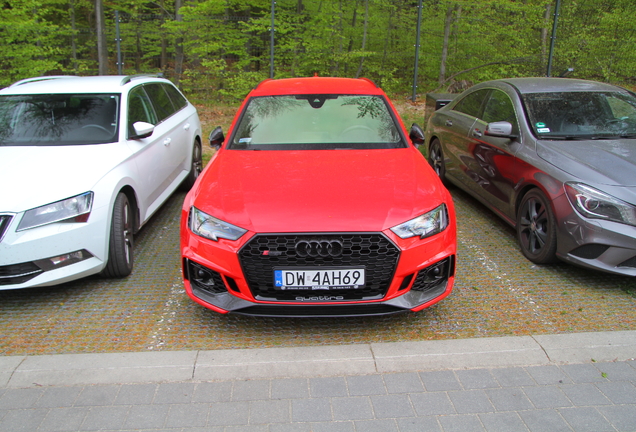 Audi RS4 Avant B9