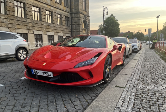 Ferrari F8 Tributo