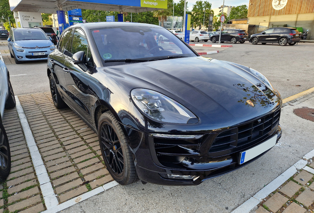 Porsche 95B Macan GTS