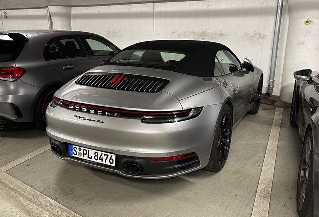 Porsche 992 Carrera 4S Cabriolet