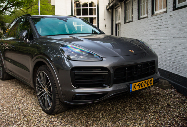 Porsche Cayenne Turbo S E-Hybrid