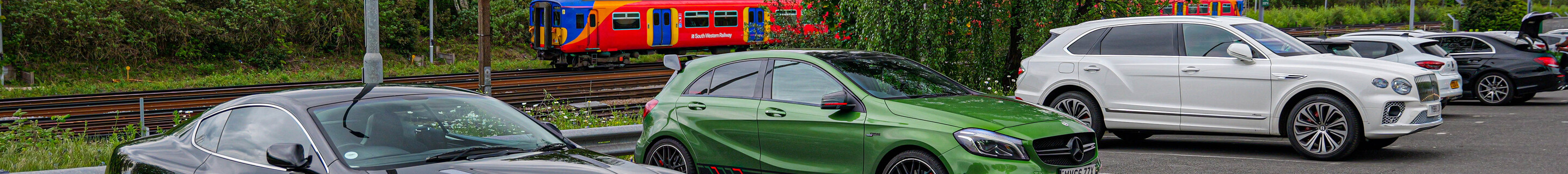 Bentley Bentayga Azure EWB