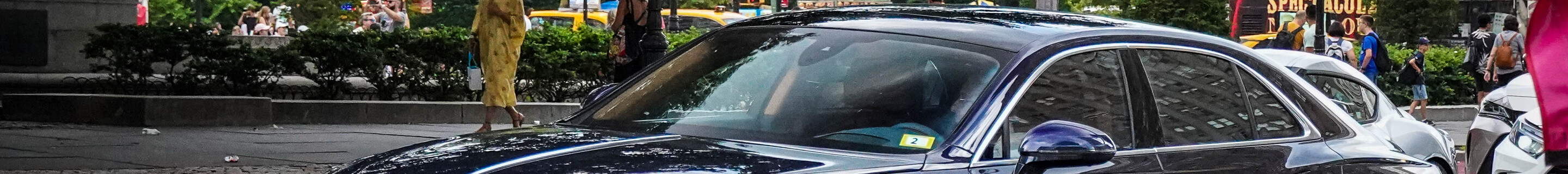 Bentley Flying Spur V8 2021