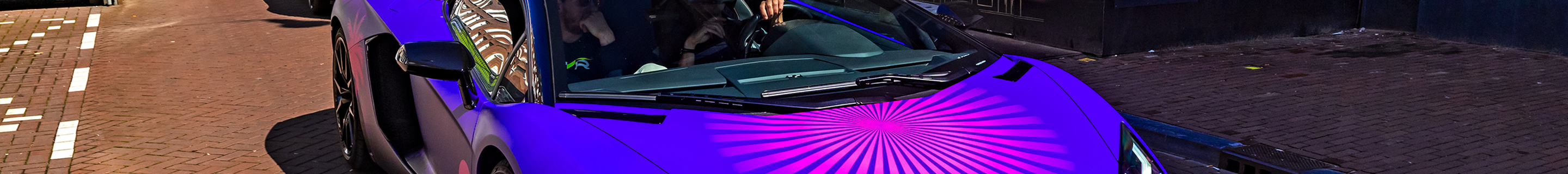 Lamborghini Aventador LP700-4 Roadster