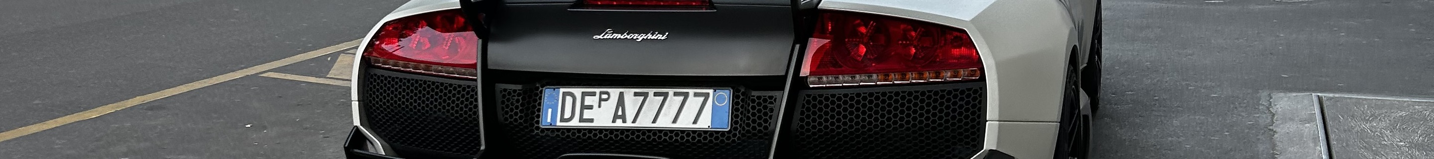 Lamborghini Murciélago LP670-4 SuperVeloce