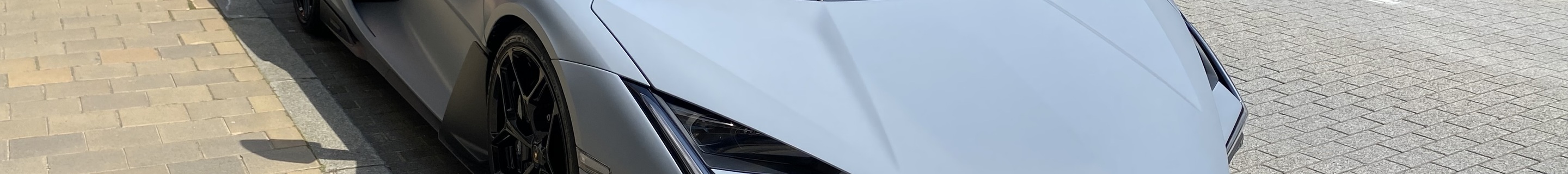 Lamborghini Revuelto