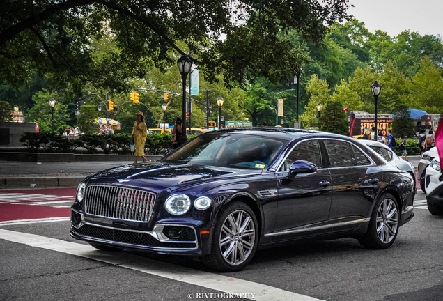 Bentley Flying Spur V8 S 2023