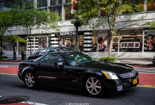 Cadillac XLR