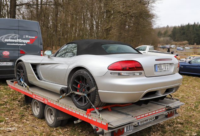 Dodge Viper SRT-10 Roadster 2003