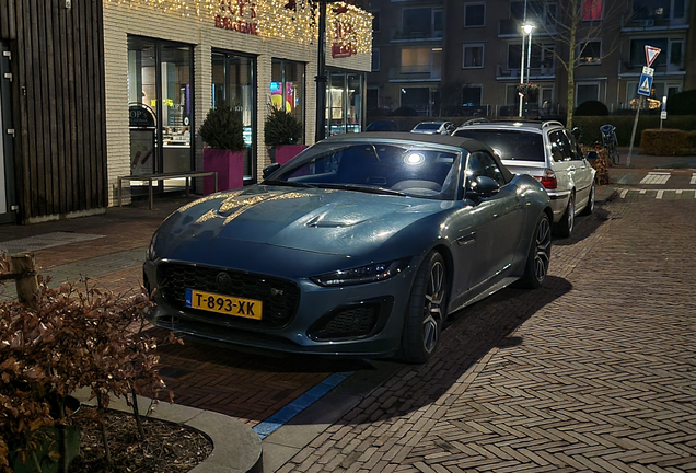 Jaguar F-TYPE P450 75 Convertible