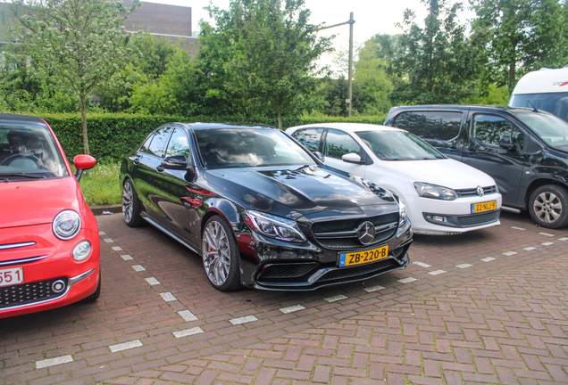 Mercedes-AMG C 63 S W205