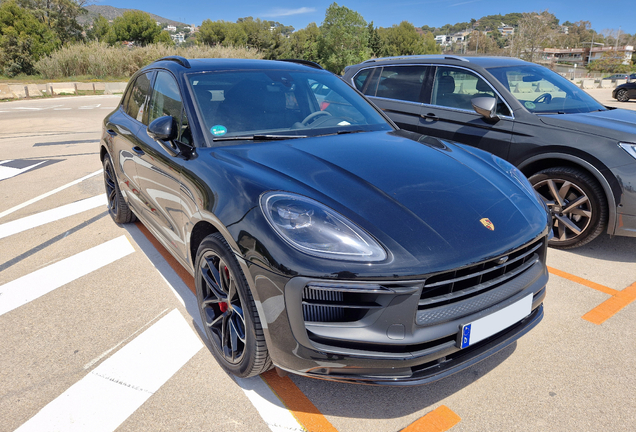 Porsche 95B Macan GTS MkIII