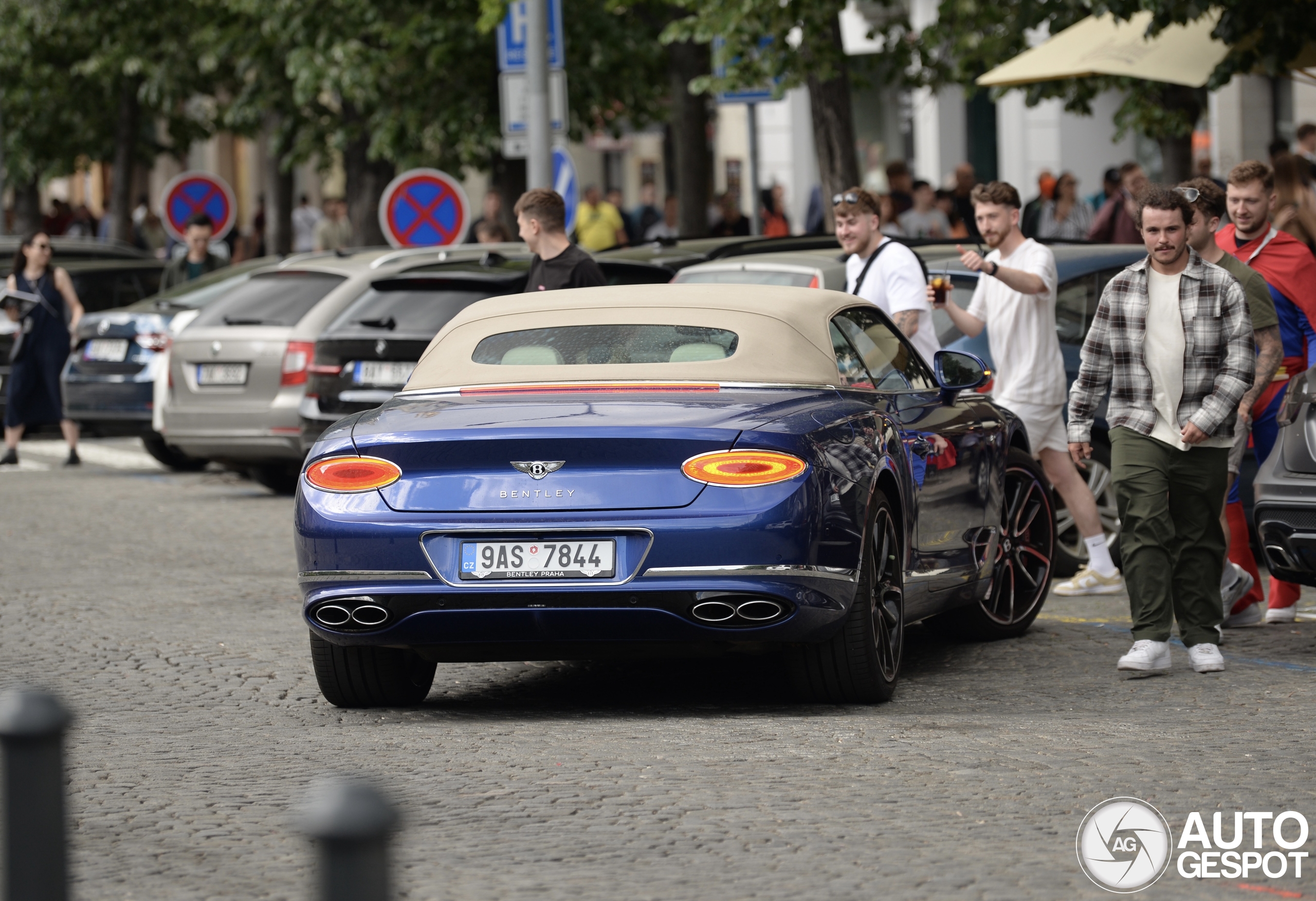 Bentley Continental GTC V8 Azure