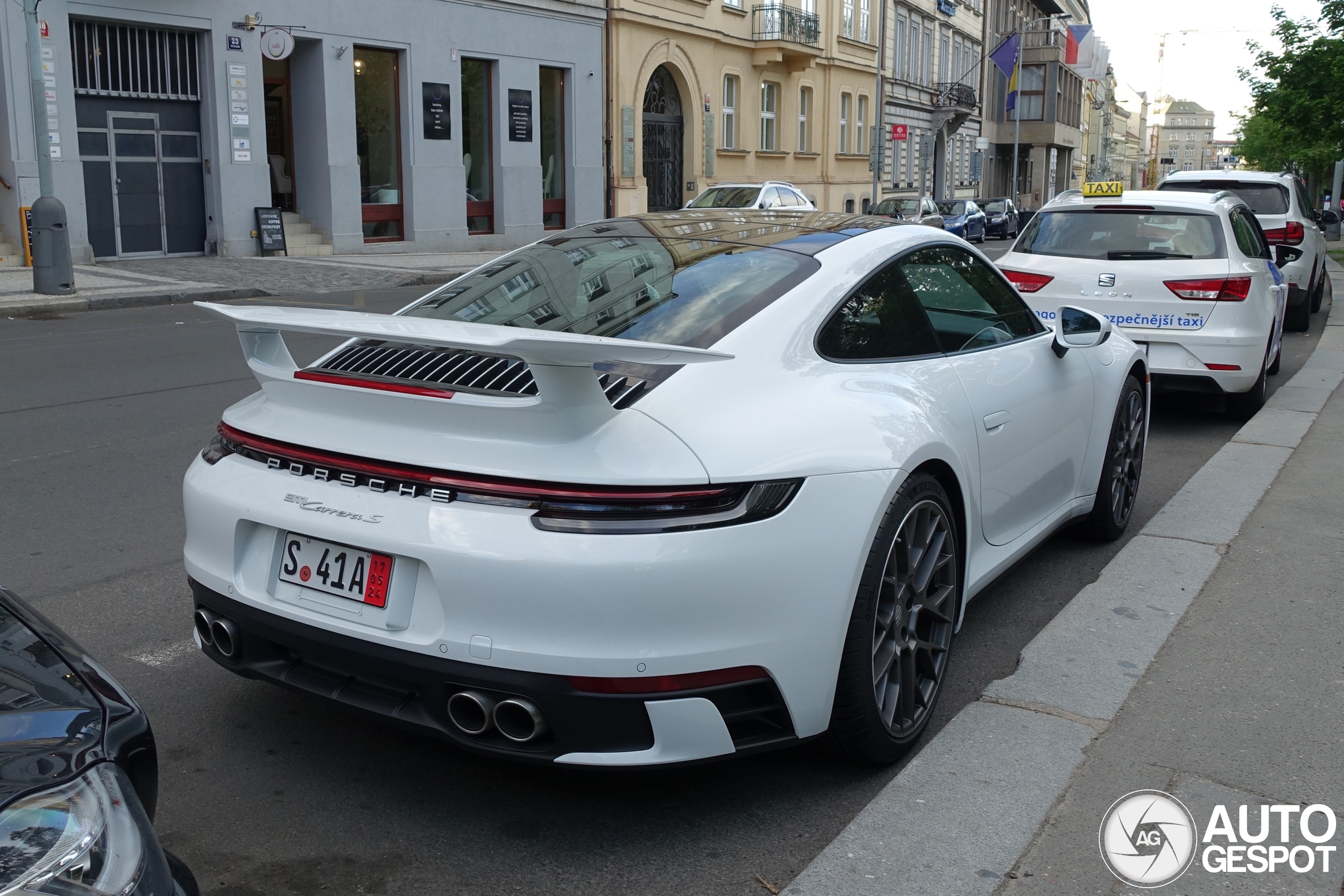 Porsche 992 Carrera S