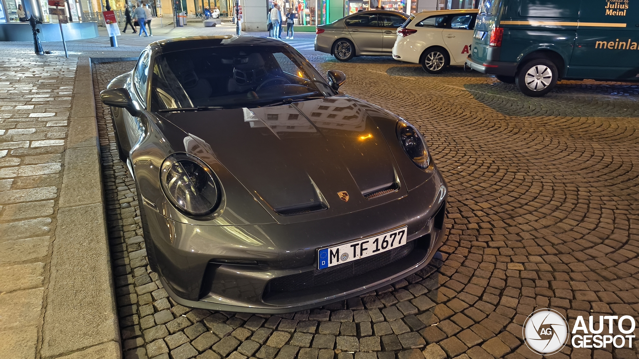 Porsche 992 GT3 Touring