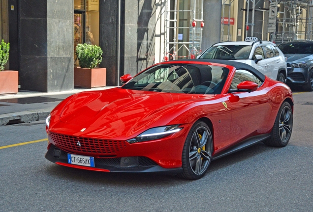 Ferrari Roma Spider