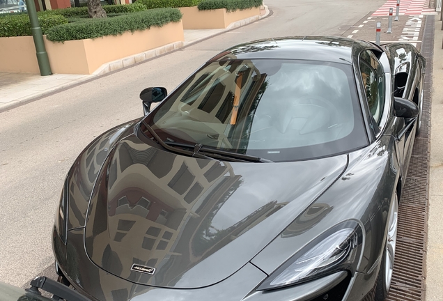 McLaren 570S